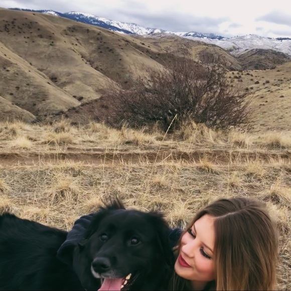 Meet your Posher, Jenna - Picture 1 of 1